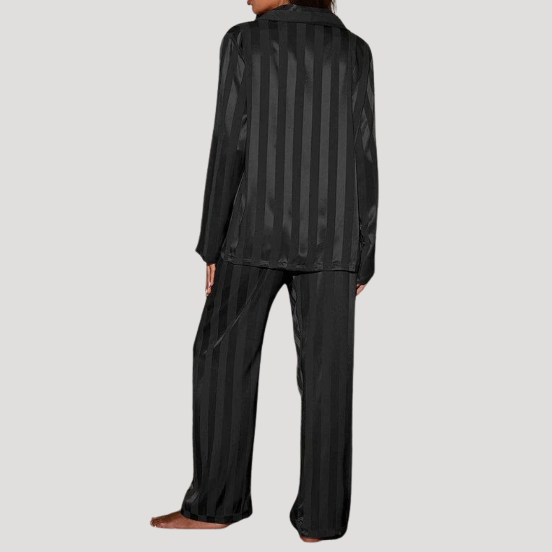 Pyjama femme boutonné à manches longues et pantalon assorti