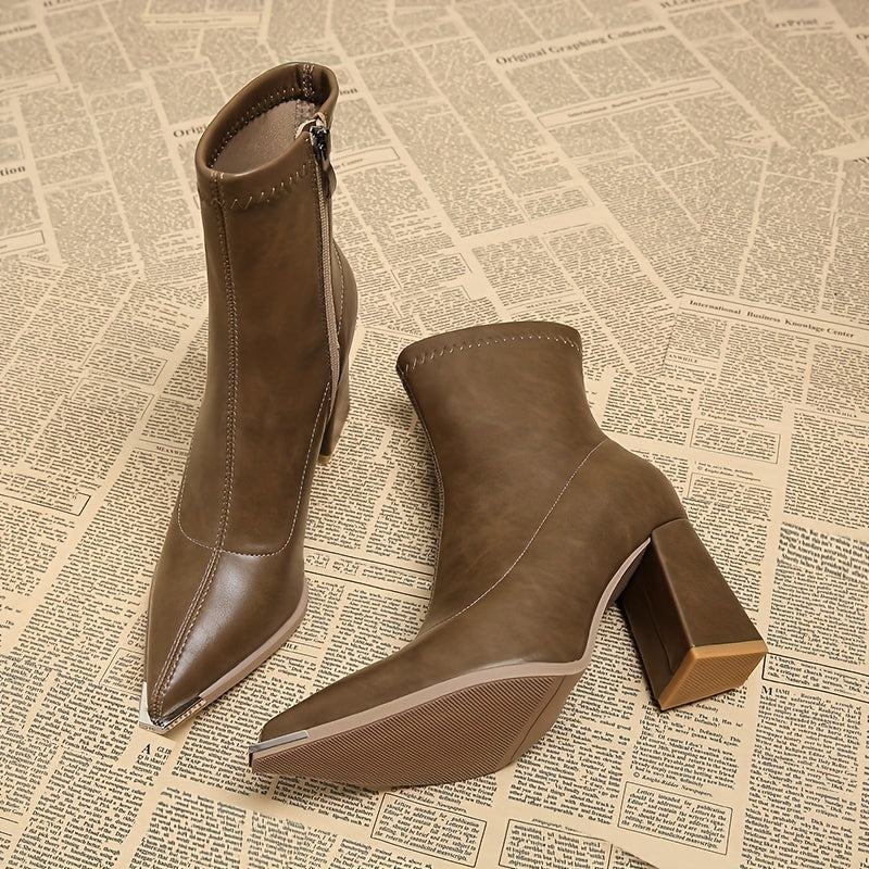 Boots femme à bout pointu, talon bloc et zip latéral – Kaki