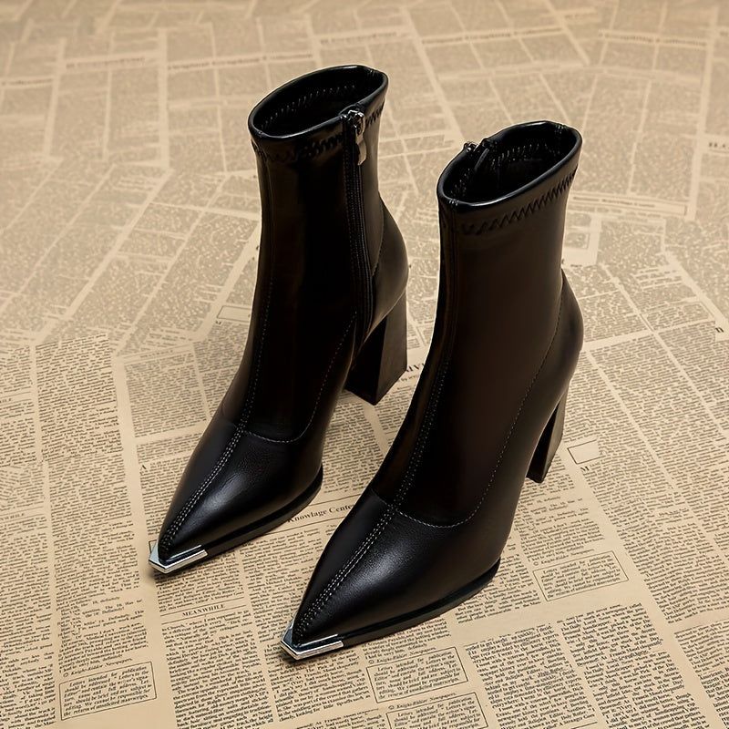 Boots femme à bout pointu, talon bloc et zip latéral