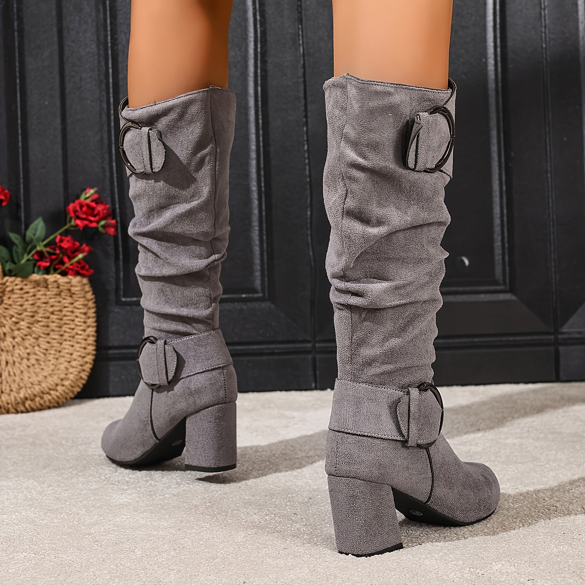 Boots femme hautes à talon bloc et double boucle