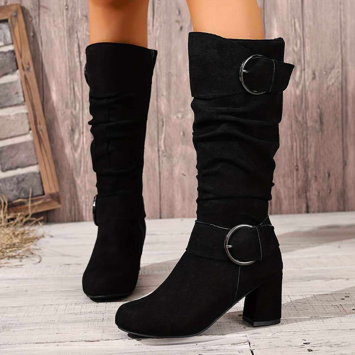 Boots femme hautes à talon bloc et double boucle – Noir