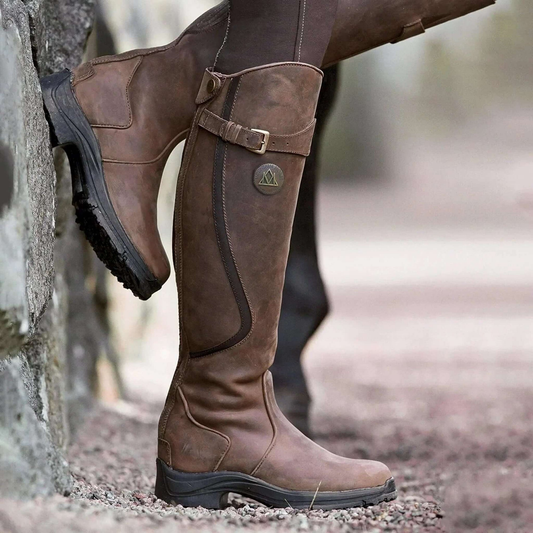 Bottes cavalières femme hautes à petit talon bloc – Marron foncé