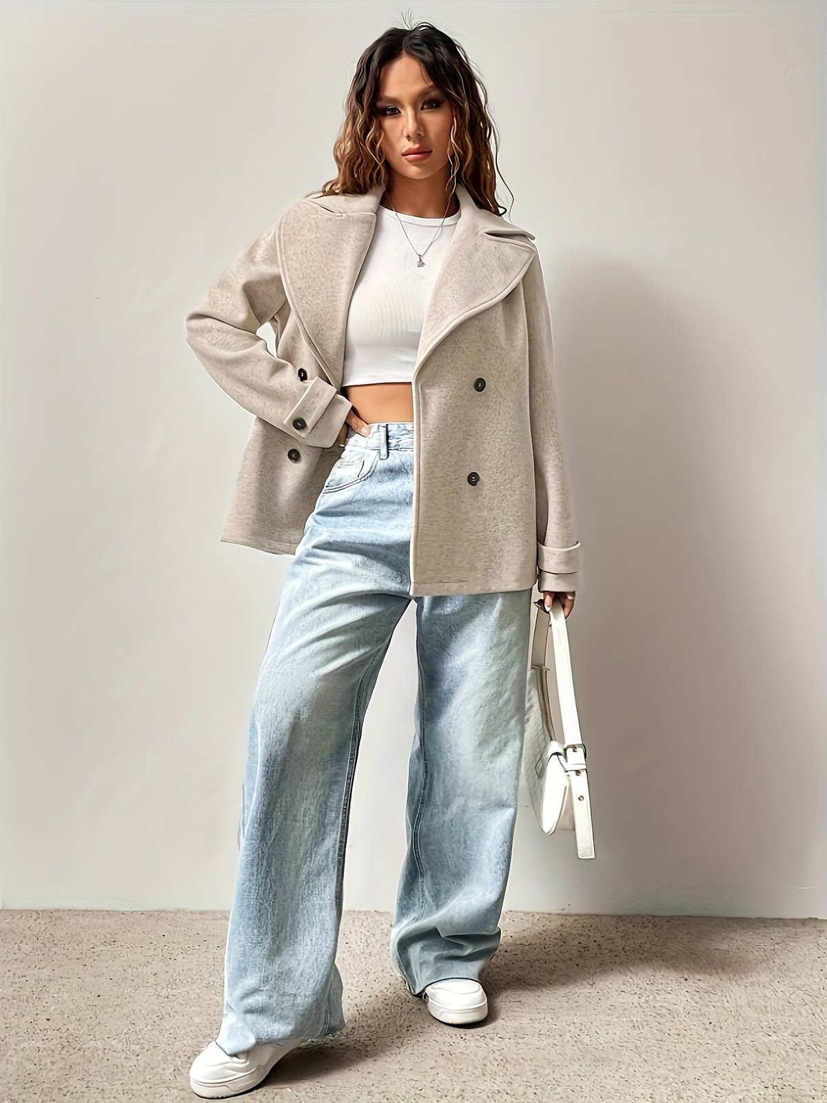 Caban femme oversize à double boutonnage et revers crantés
