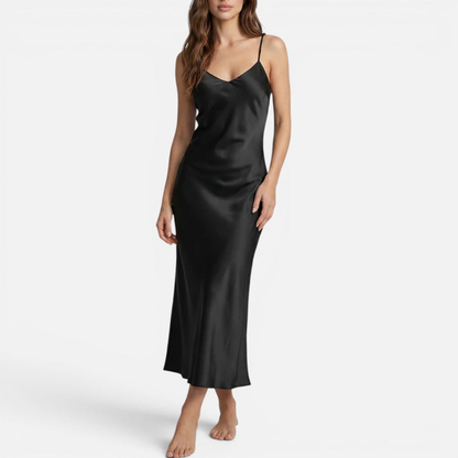 Chemise de nuit femme mi-longue à fines bretelles réglables – Noir brillant