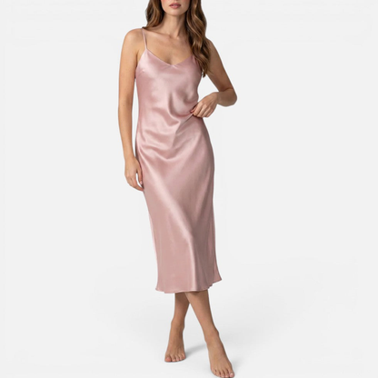 Chemise de nuit femme mi-longue à fines bretelles réglables – Rose