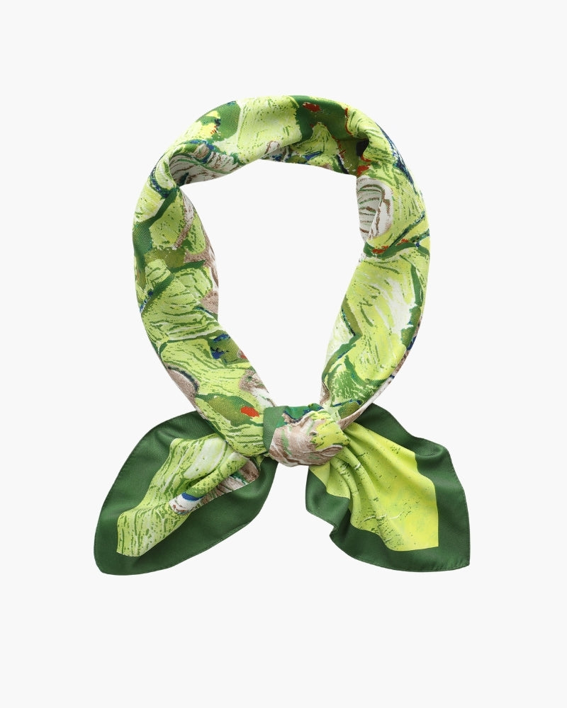 Foulard femme en twill effet soie à bords roulottés – Vert et rose