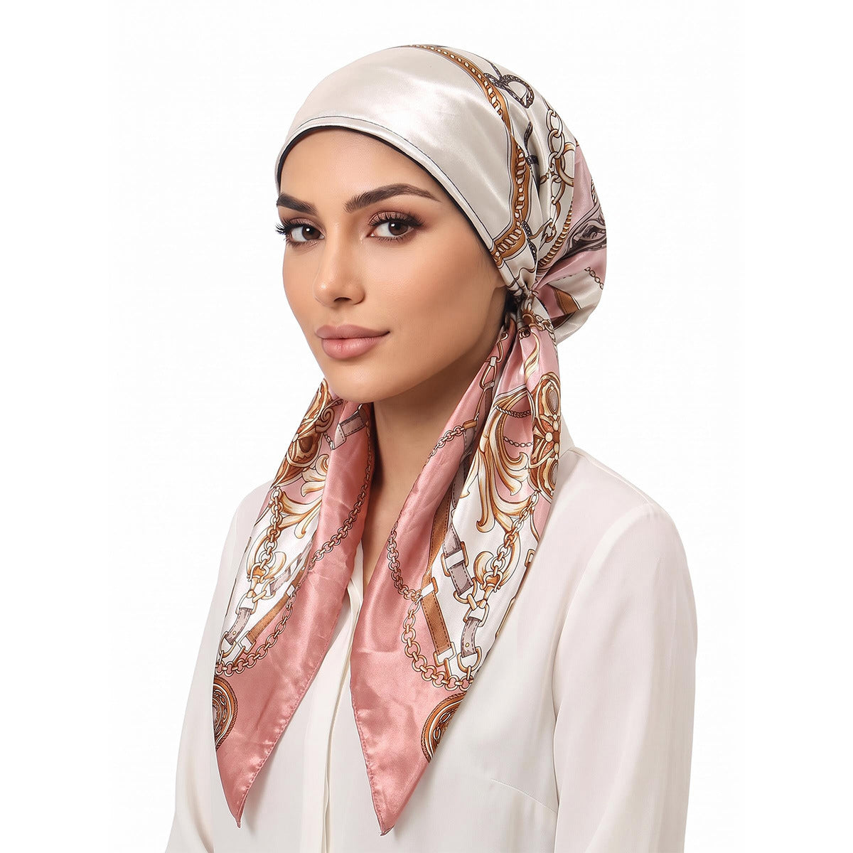 Foulard femme grand carré satiné à nouer aux cheveux ou au cou – Rose