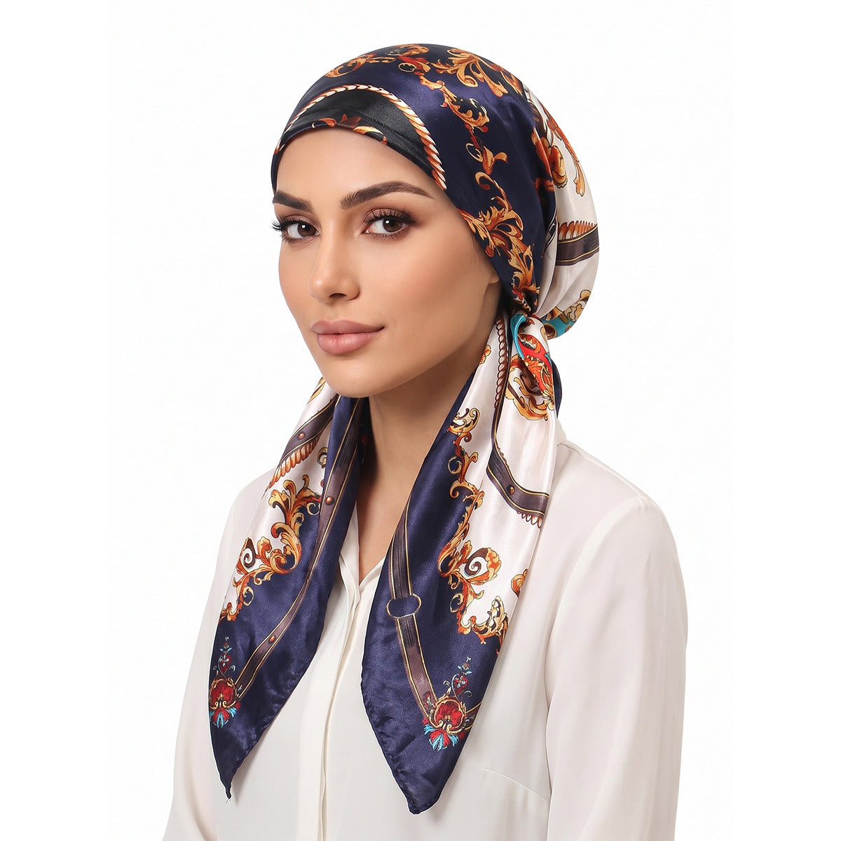 Foulard femme grand carré satiné à nouer aux cheveux ou au cou – Bleu marine