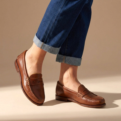 Mocassins femme classiques à bride penny et petit talon – Marron