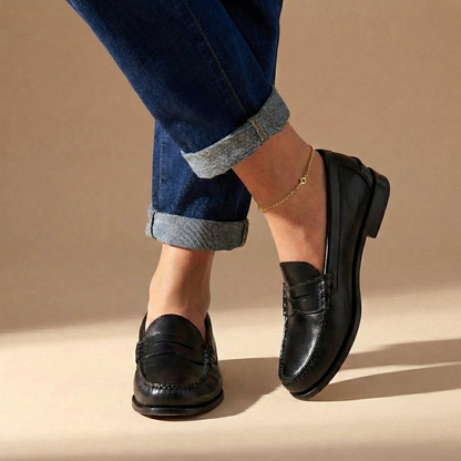 Mocassins femme classiques à bride penny et petit talon – Noir