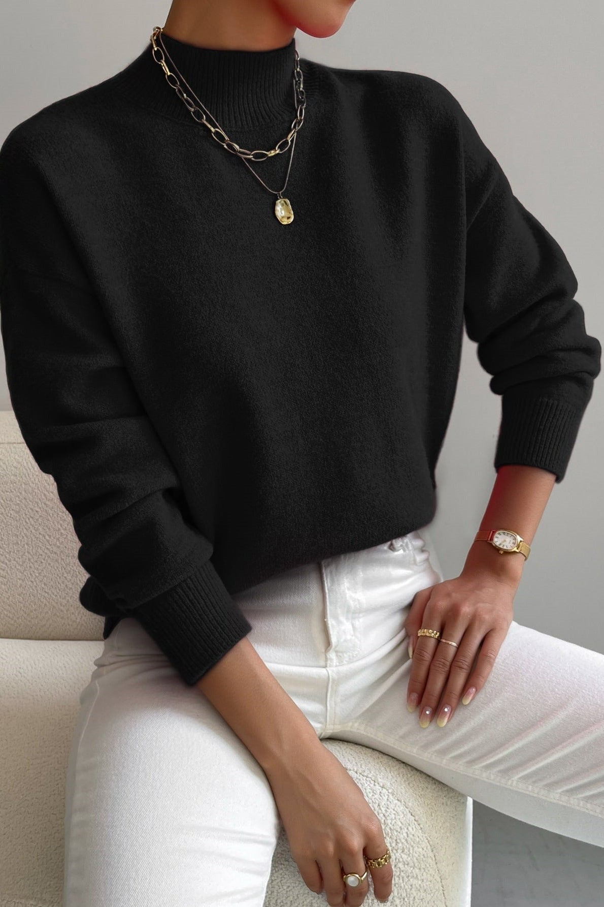 Pull col montant femme en tricot doux à finitions côtelées – Noir
