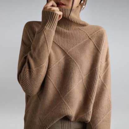 Pull col roulé femme en maille douce à coupe confortable – Marron