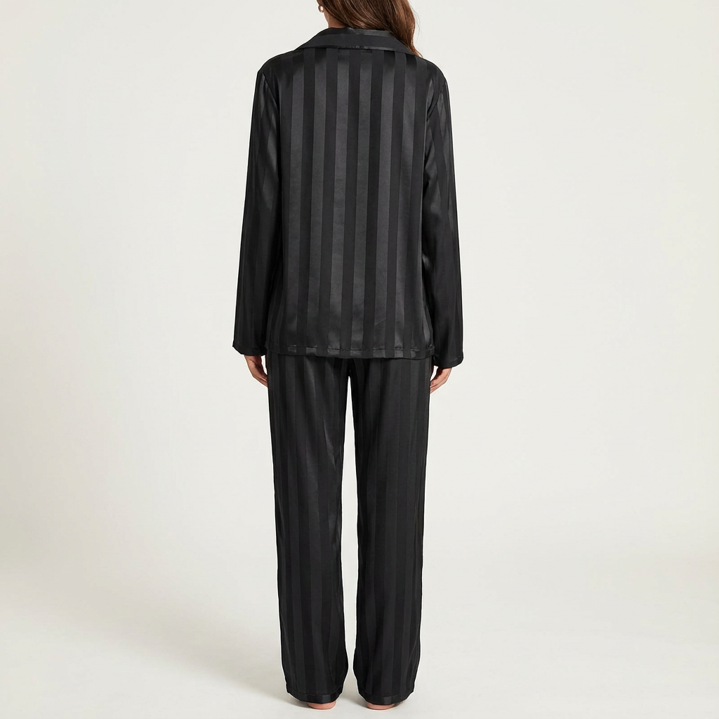 Pyjama femme rayé effet satiné avec poche poitrine