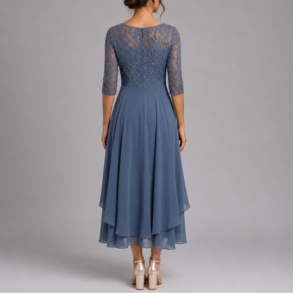 Robe invitée mariage en dentelle brodée mi-longue
