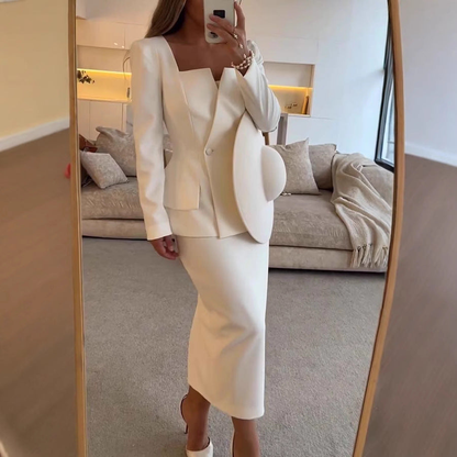 Robe midi femme à basque, col carré et manches longues