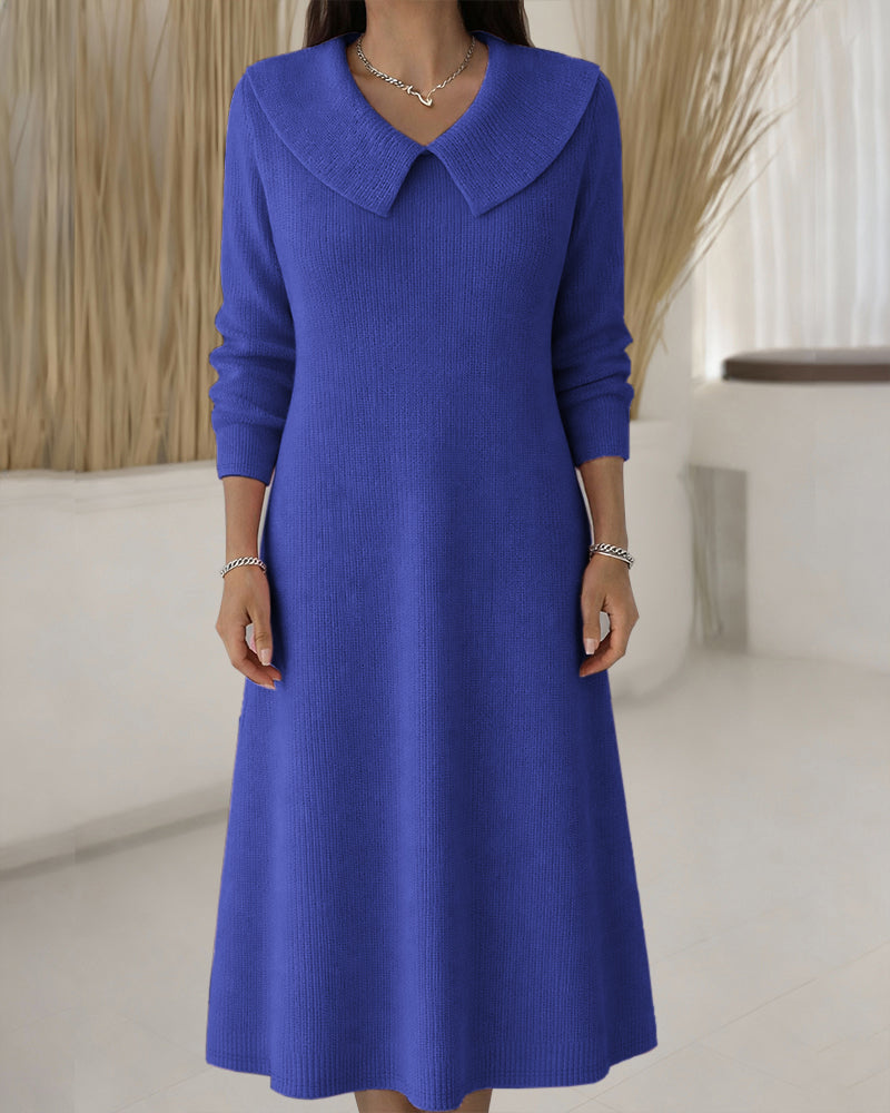 Robe midi femme en maille côtelée à grand col – Bleu foncé