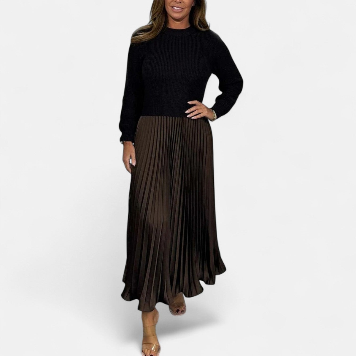 Robe pull femme longue à jupe plissée et manches longues – Noir et marron
