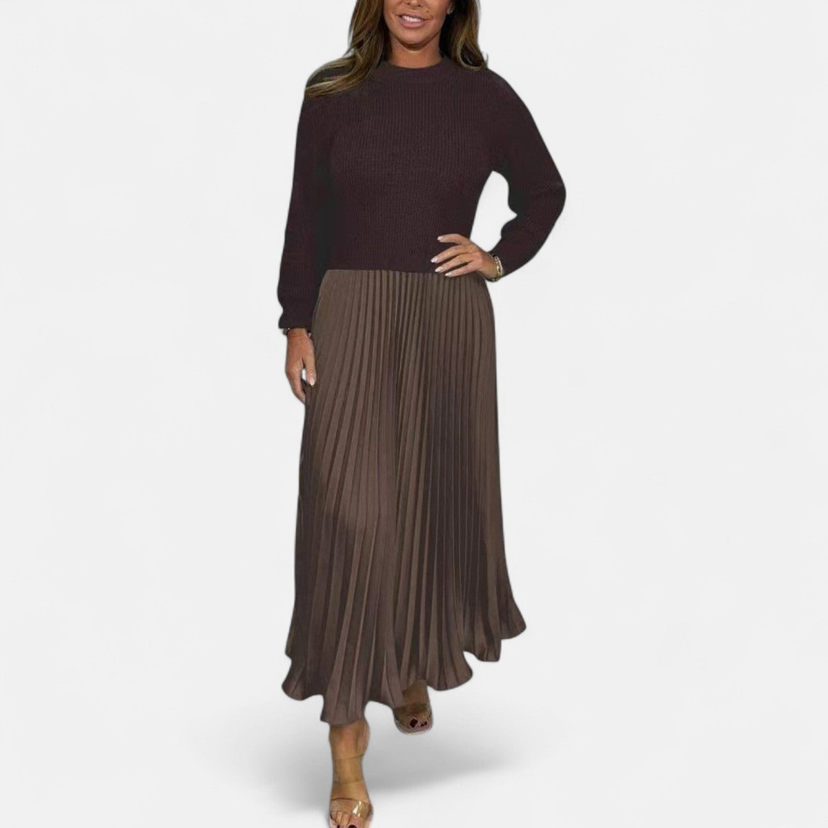 Robe pull femme longue à jupe plissée et manches longues – Marron café