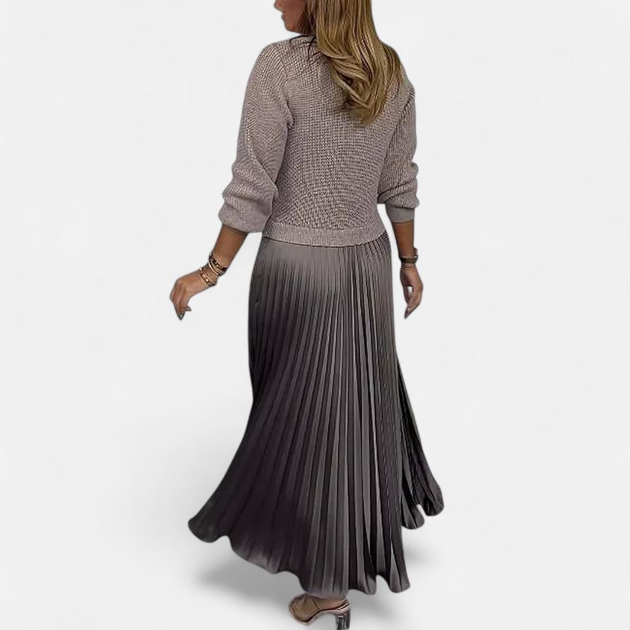 Robe pull femme longue à jupe plissée et manches longues