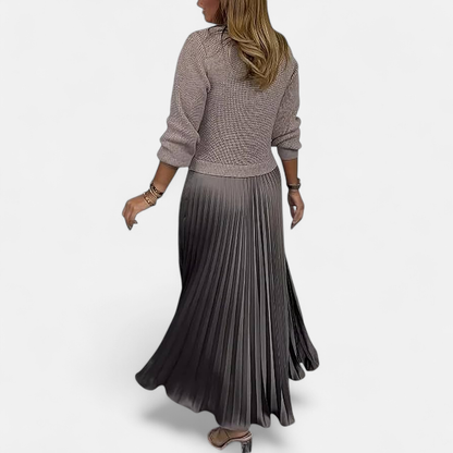 Robe pull femme longue à jupe plissée et manches longues
