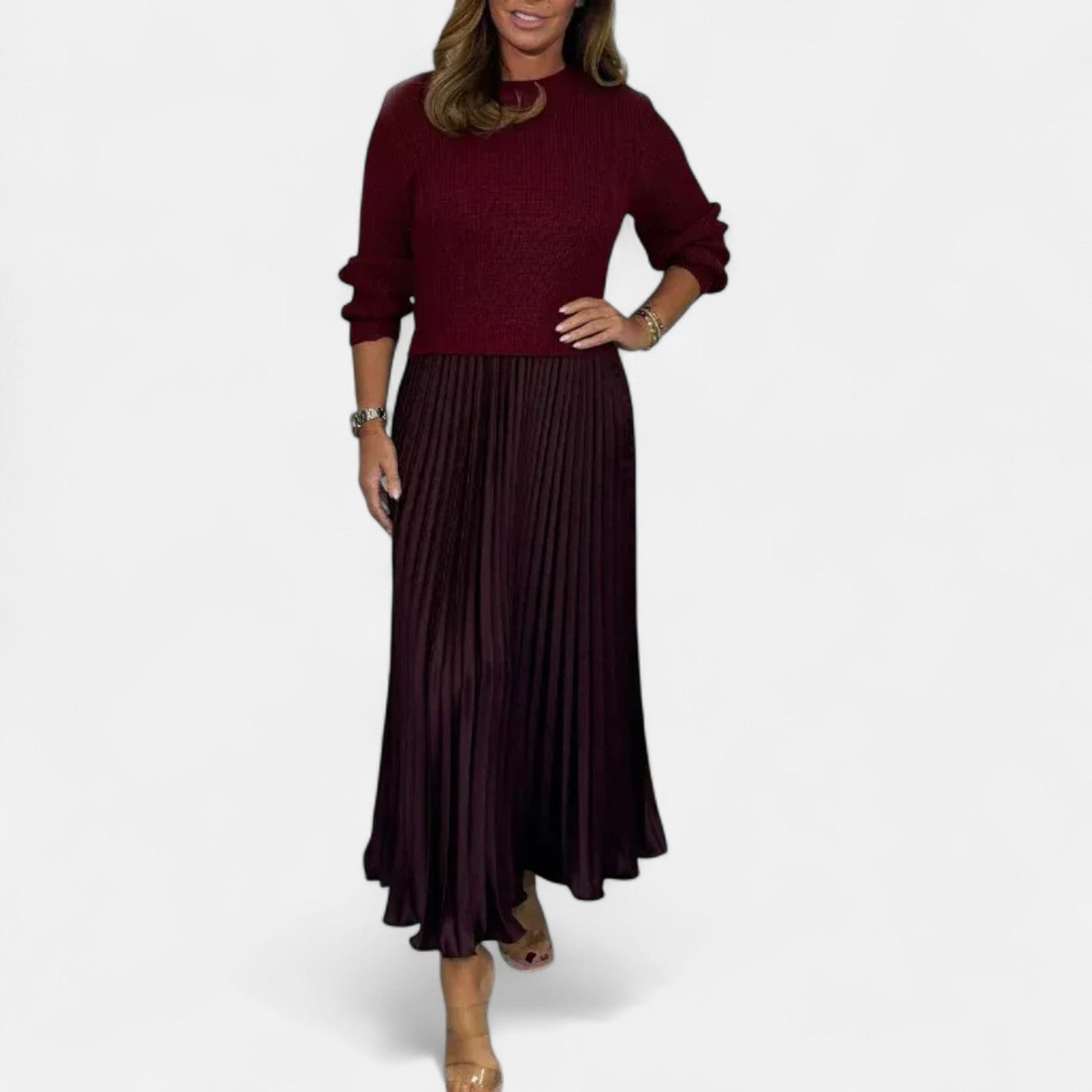 Robe pull femme longue à jupe plissée et manches longues – Bordeaux